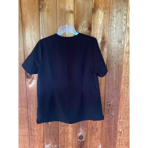 Figs Scrubs Top womens size Large - Picture 4 of 4